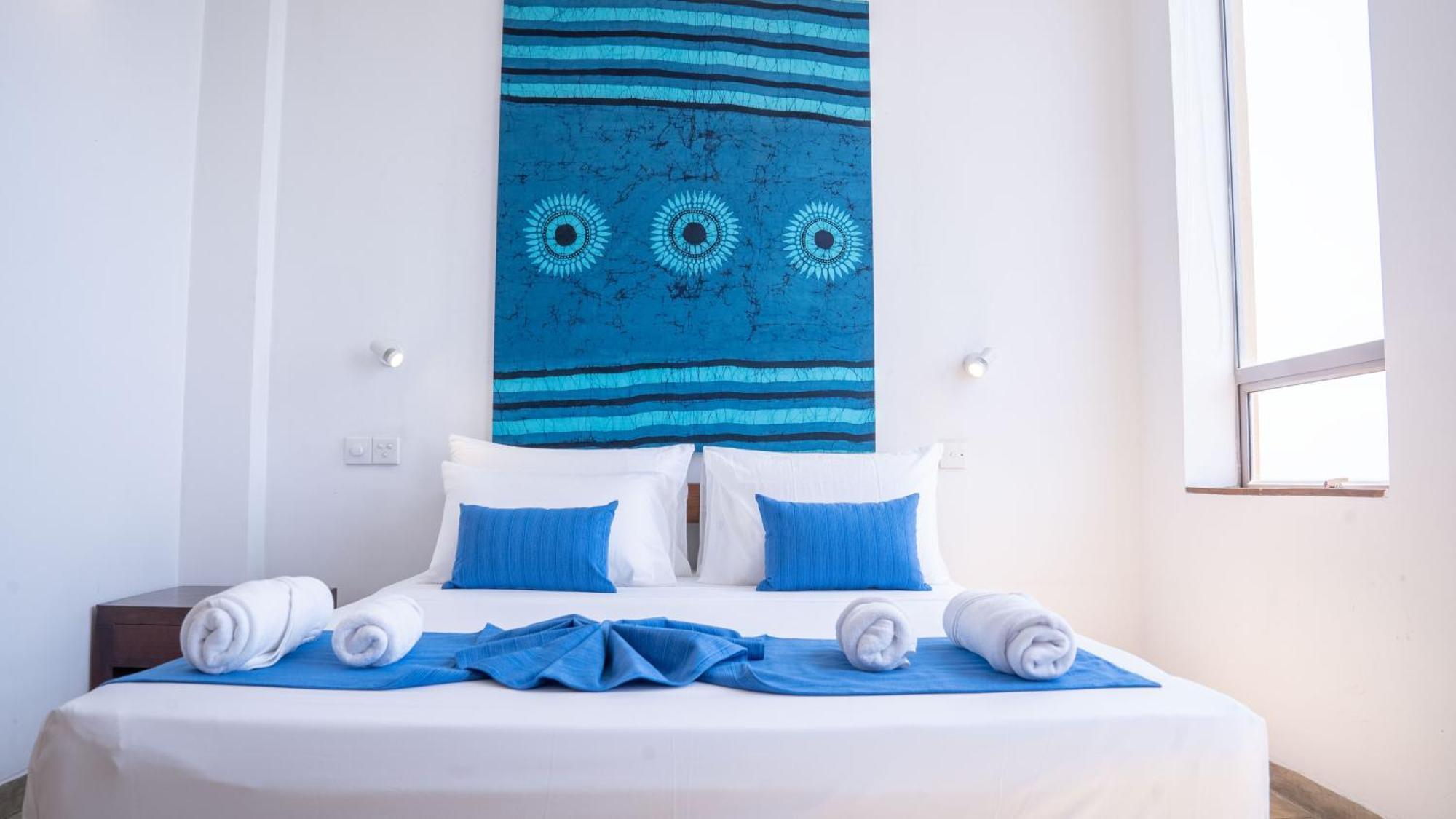 The Ocean Front By The Serendipity Collection Colombo Eksteriør bilde