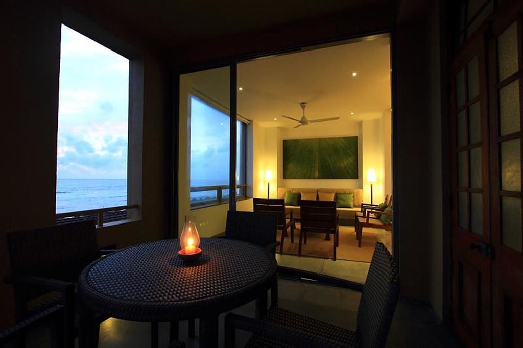 The Ocean Front By The Serendipity Collection Colombo Eksteriør bilde
