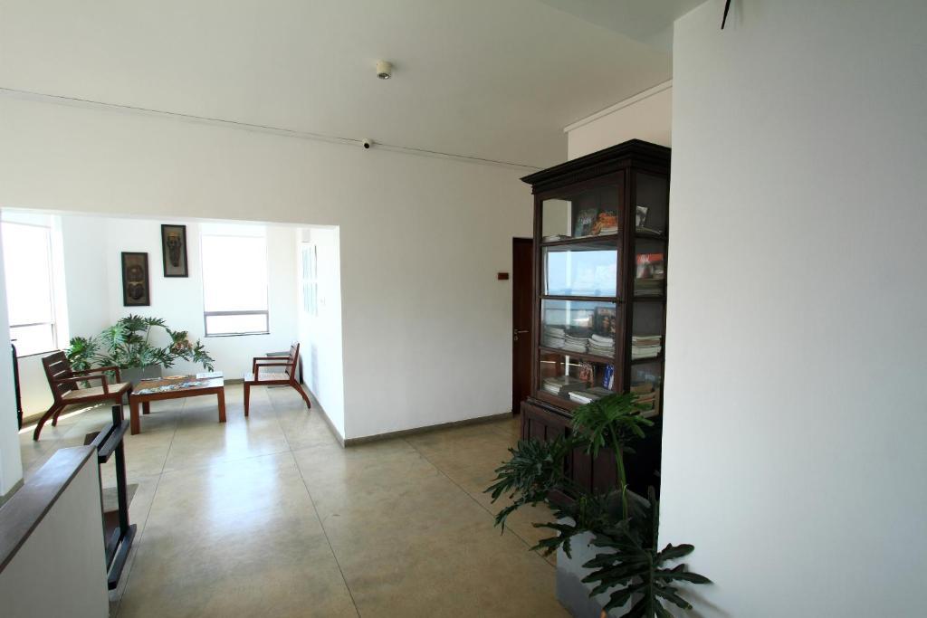 The Ocean Front By The Serendipity Collection Colombo Eksteriør bilde